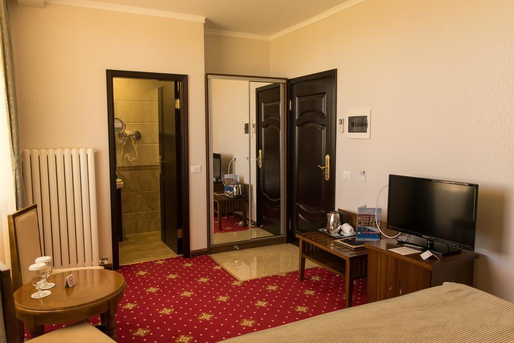 Hotel Elektra Vama Veche Exteriér fotografie